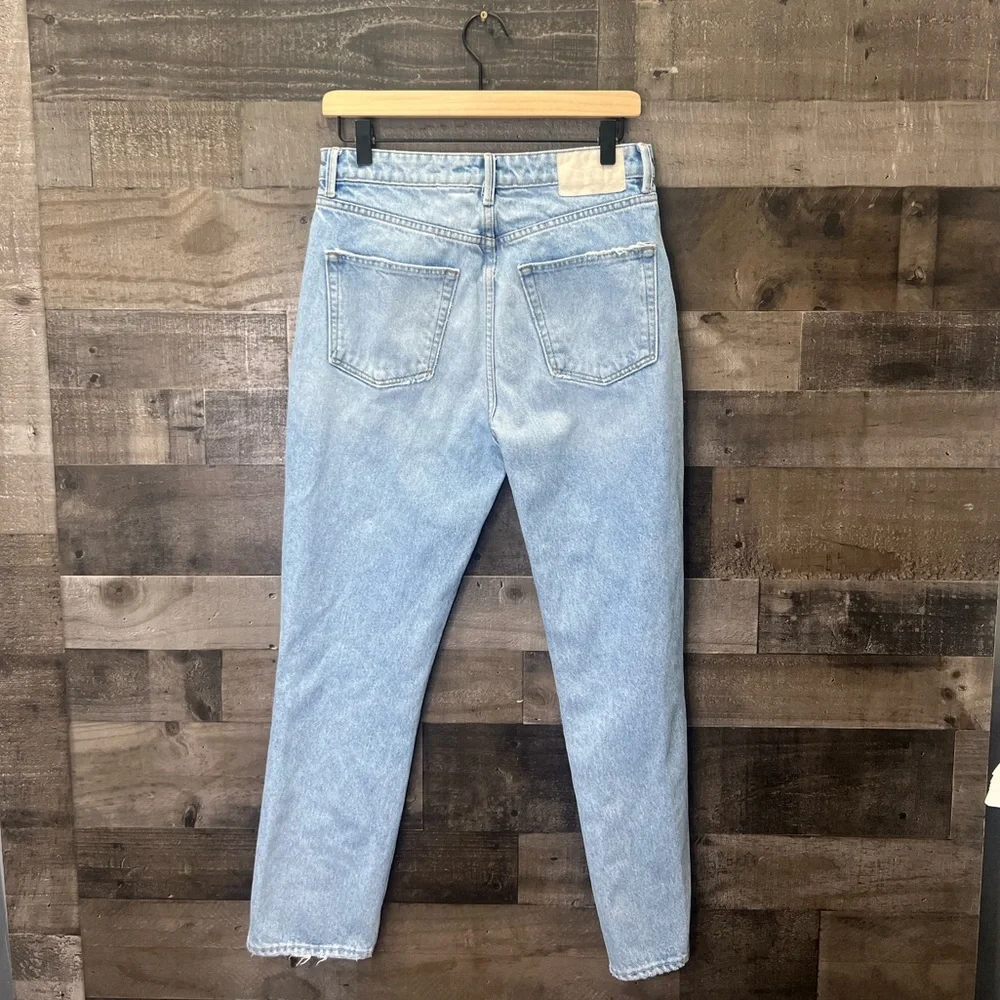 Grlfrnd Karolina High Rise Straight Crop Button Fly Jeans in Ventura - Picture 2 of 9